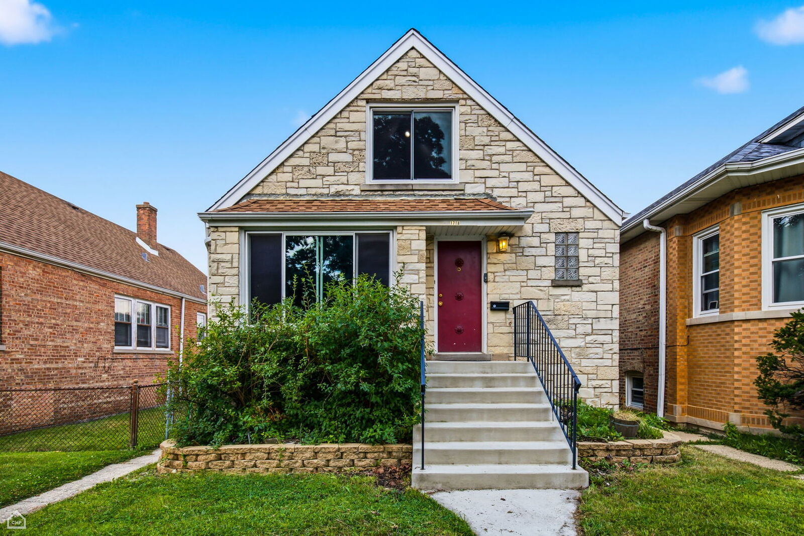 Property Photo:  1718 N Oak Park Avenue  IL 60707 