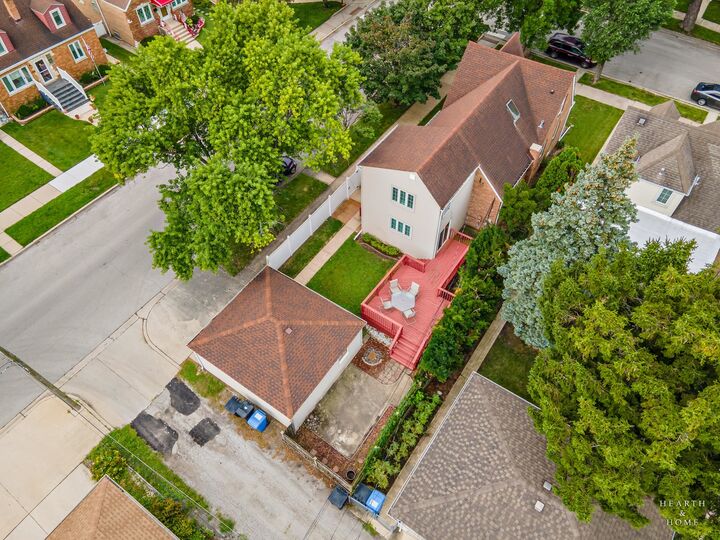 Property Photo: 5601 N Ozark Avenue IL 60631