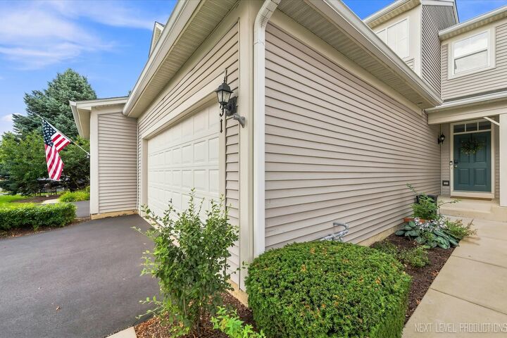 Property Photo:  231 Grand Ridge Road 231  IL 60175 