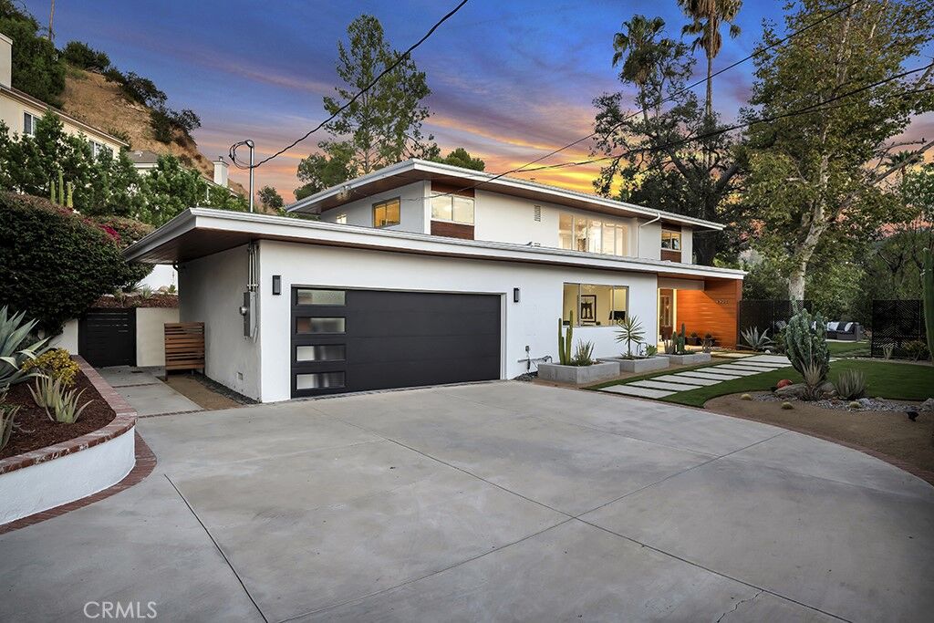 Property Photo: 4391 Pampas Road CA 91364