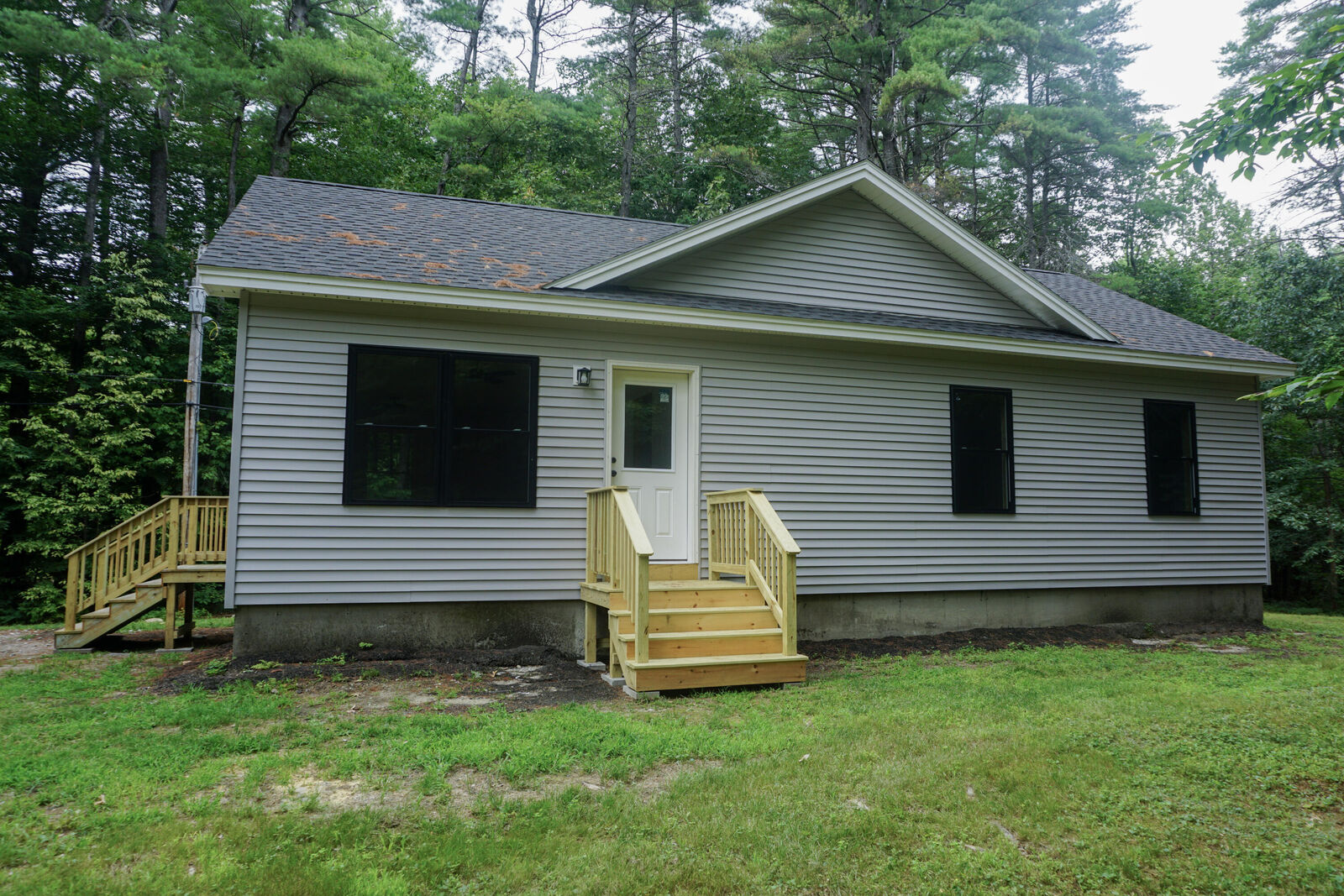 Property Photo:  11 Cooper Lane  ME 04270 