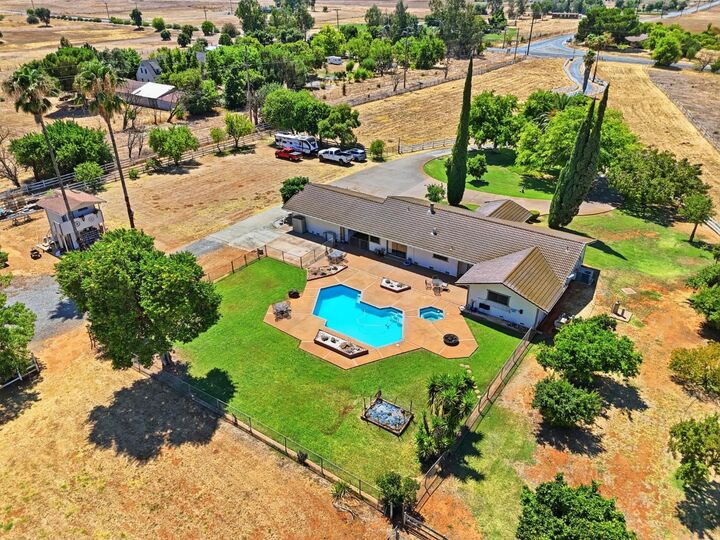 Property Photo: 6323 Excelsior Road CA 95829