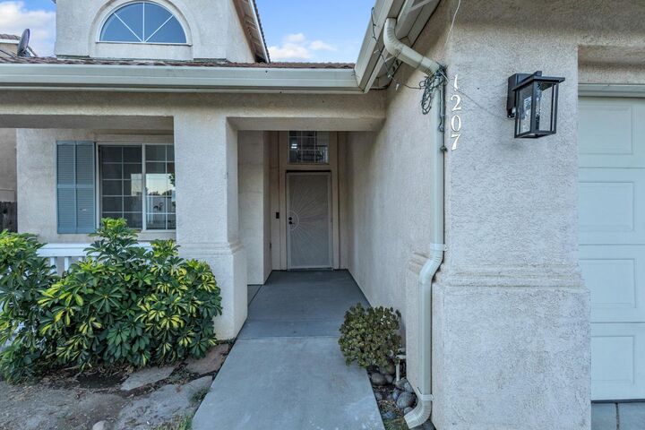 Property Photo:  1207 William Moss Boulevard  CA 95206 