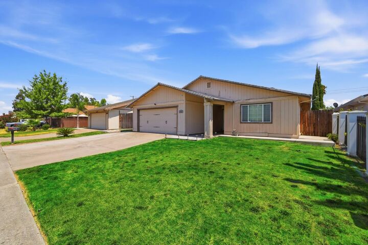 Property Photo:  7646 Plaid Circle  CA 95843 