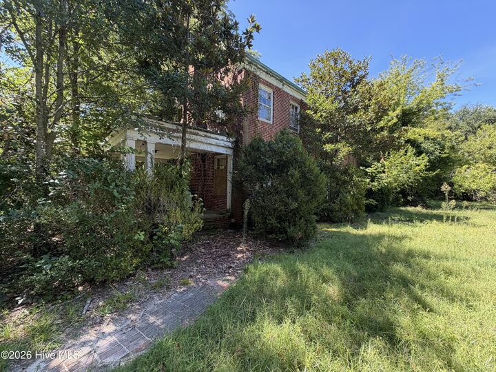 Property Photo:  108 W Church Street  NC 27876 