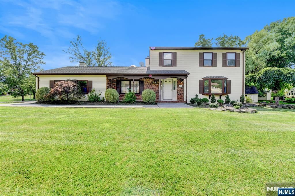 Property Photo: 11 Fox Run Drive NJ 07936