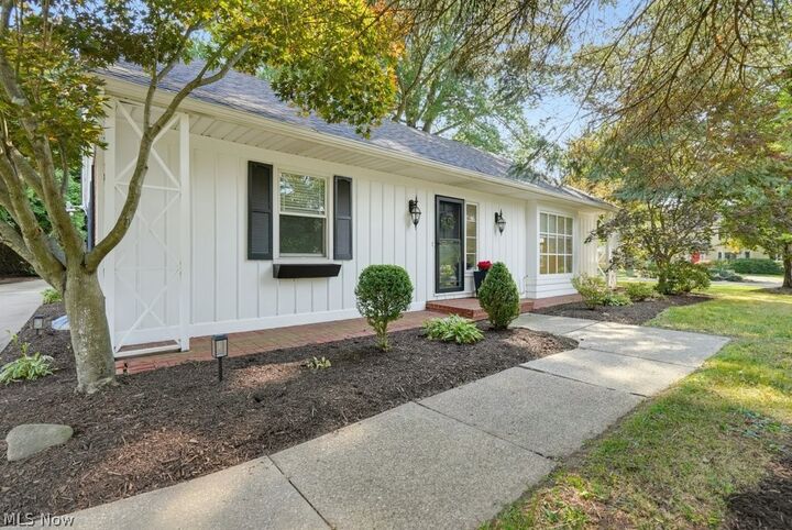 Property Photo: 2468 Ridgewood Road OH 44313