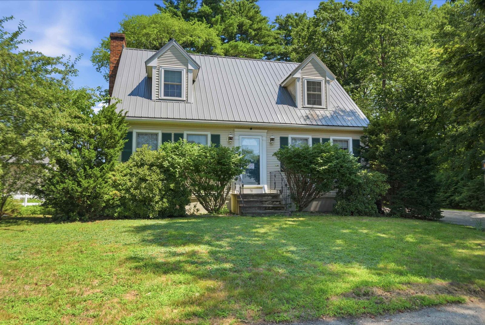 Property Photo: 78 Rockwell Street NH 03103