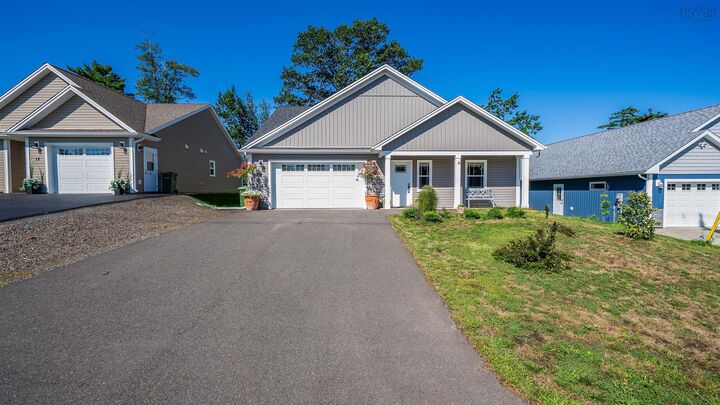 Property Photo:  8 Covey Drive  NS B4N 0H8 