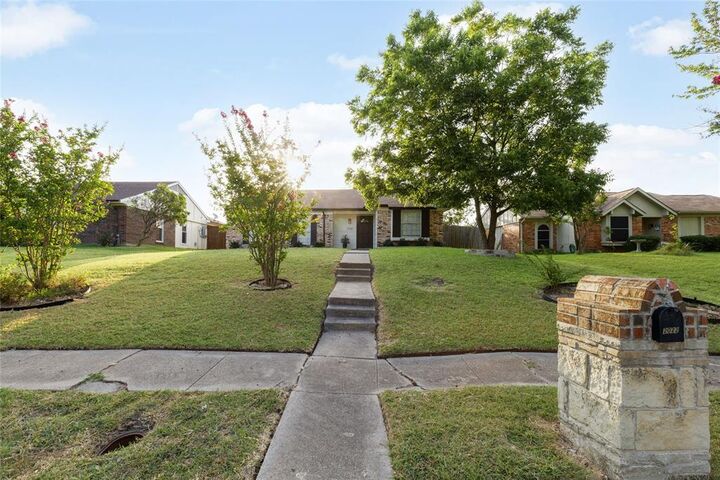 Property Photo:  2022 High Summit Drive  TX 75041 