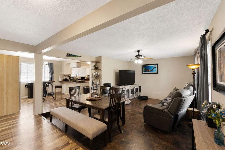 Property Photo: 1031 Temple Drive OR 97502