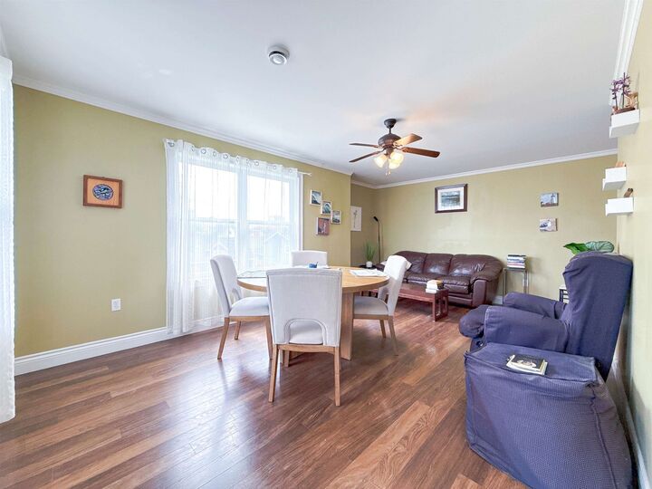 Property Photo:  154 Cumberland Street 5  PE C1A 5C4 