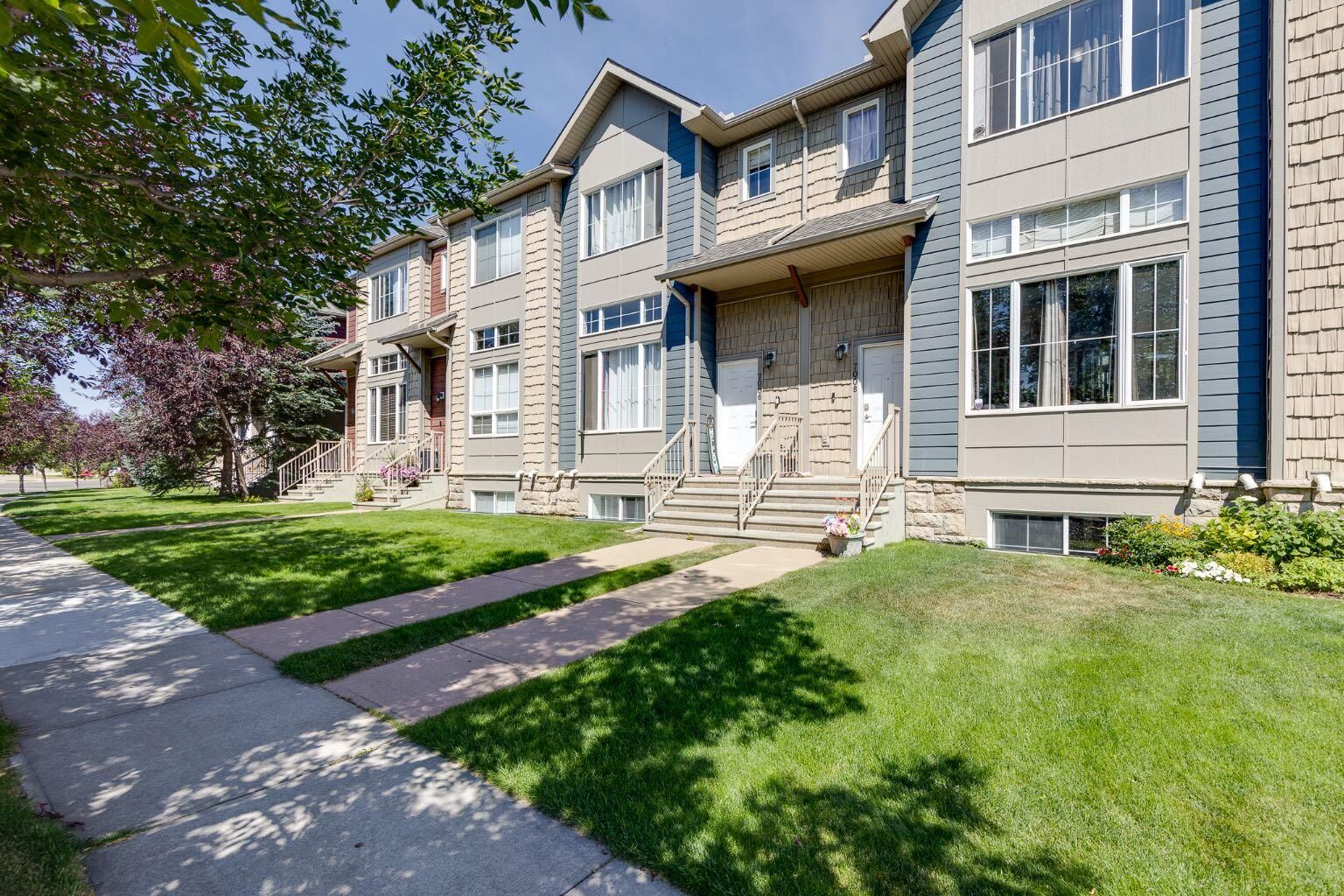 Property Photo:  2370 Bayside Road SW 7008  AB T4B 0N1 