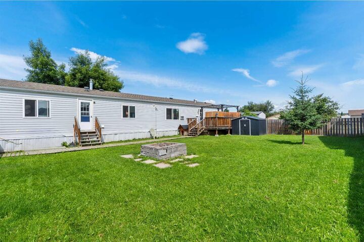 Property Photo:  10 Auttreaux Drive  AB T7S 1C8 