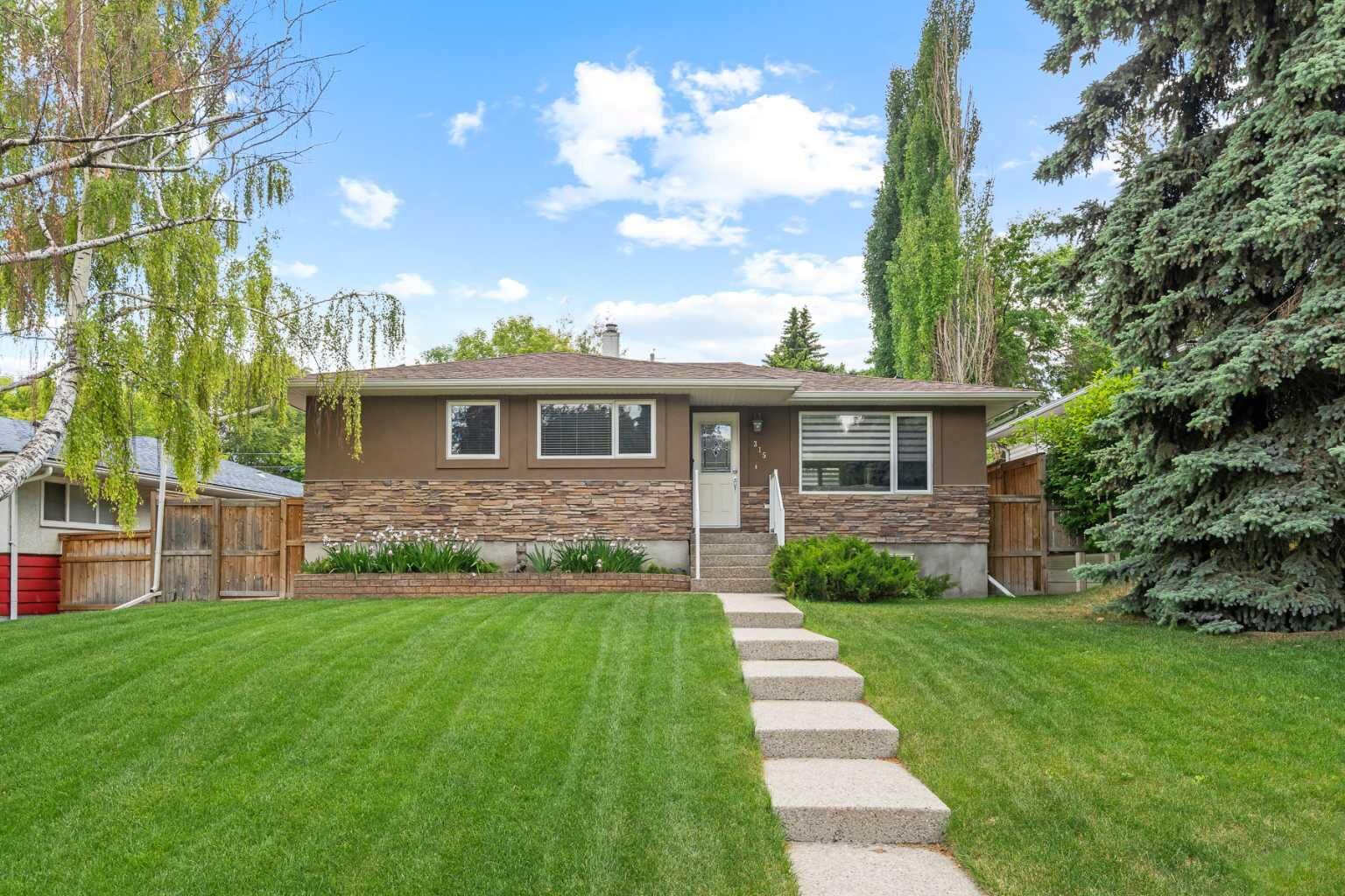 Property Photo: 315 45 Avenue SW AB T2S 1B3