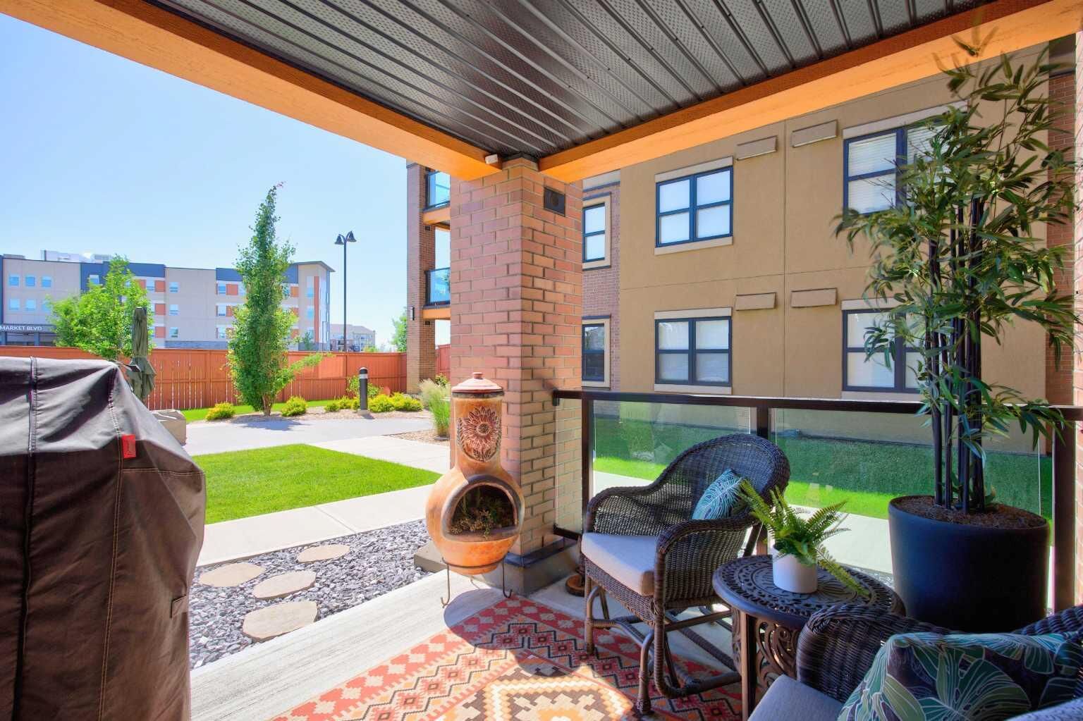 Property Photo: 10 Market Boulevard SE 1110 AB T4A 0W8
