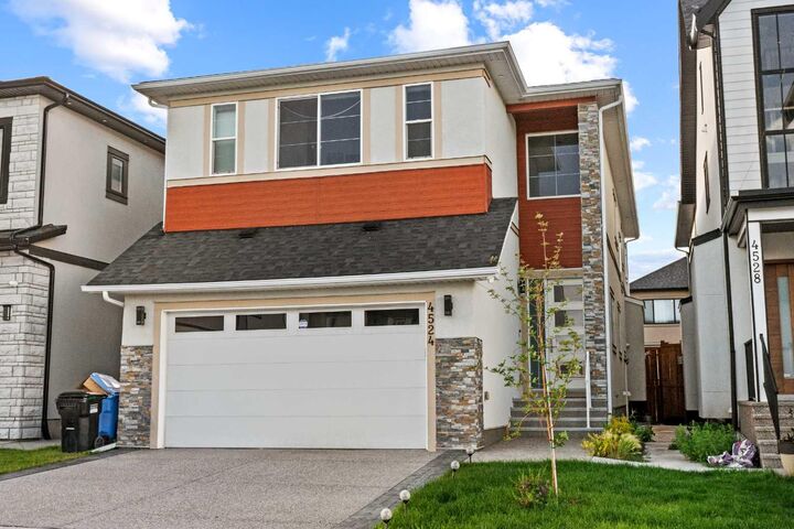 Property Photo: 4524 87 Avenue NE AB T3J 2H9