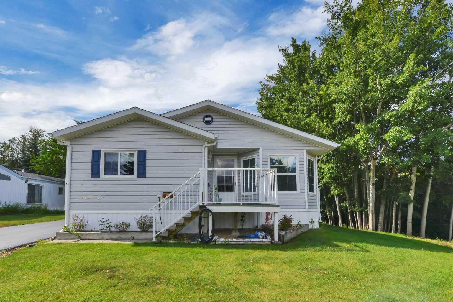 Property Photo:  4651 49 Avenue  AB T0C 0Y0 