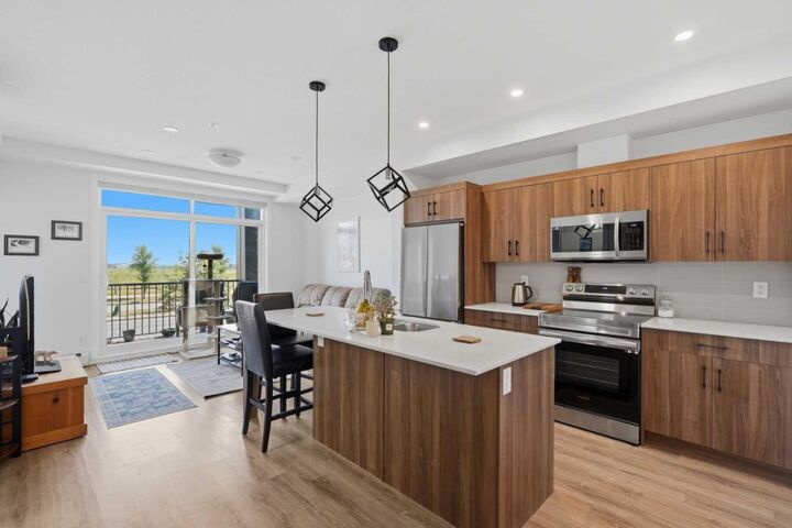 Property Photo: 200 Seton Circle SE 5112 AB T3M 3V3