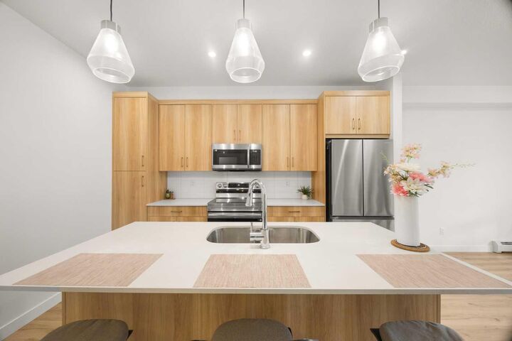 Property Photo: 55 Lucas Way NW 2104 AB T3P 2C7