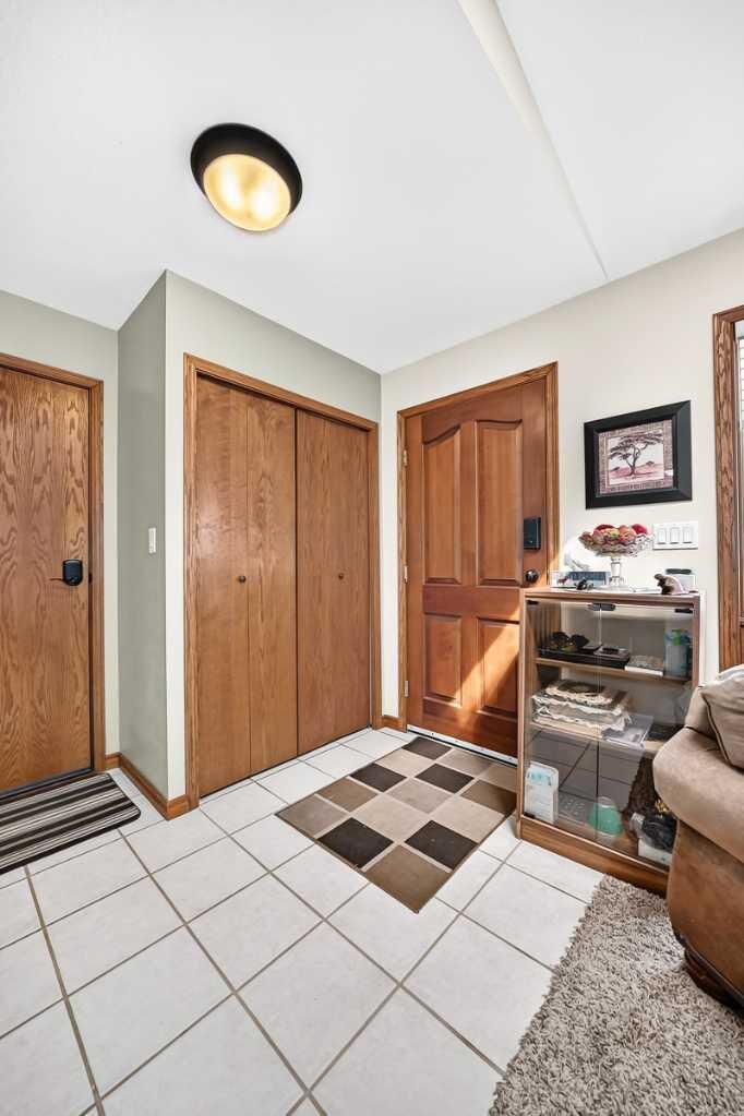 Property Photo: 5812 60 Street AB T4J 1L3