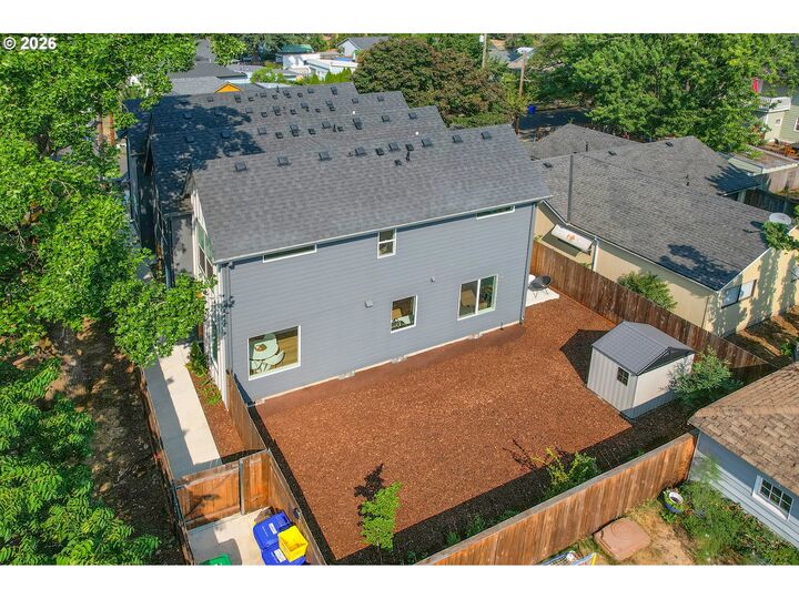 Property Photo:  5296 SE 68th Ave 1  OR 97206 