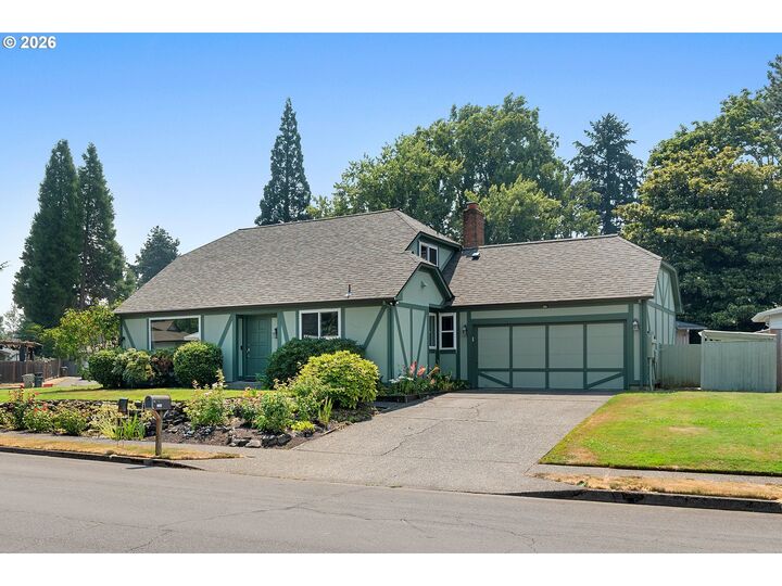 Property Photo:  17920 NW Tillamook Dr  OR 97210 