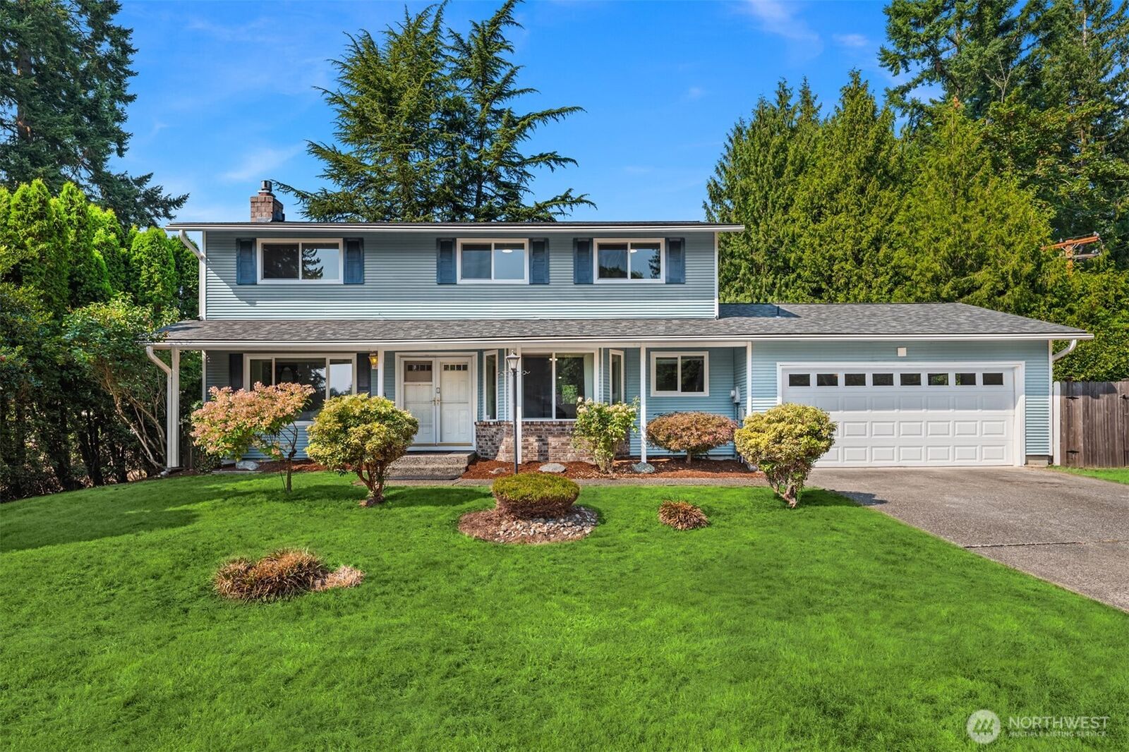 Property Photo: 7046 NE 138th Street WA 98034