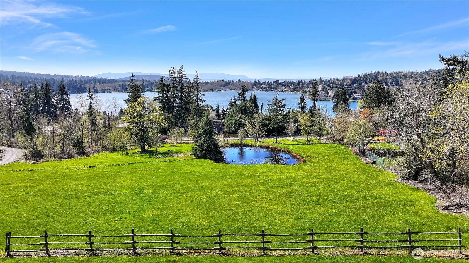Property Photo: 5225 E North Street WA 98226