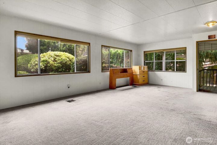 Property Photo:  19225  128th Place NE  WA 98011 