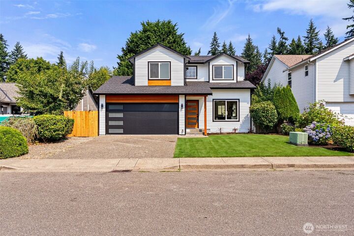 Property Photo:  107  Alder Street  WA 98203 