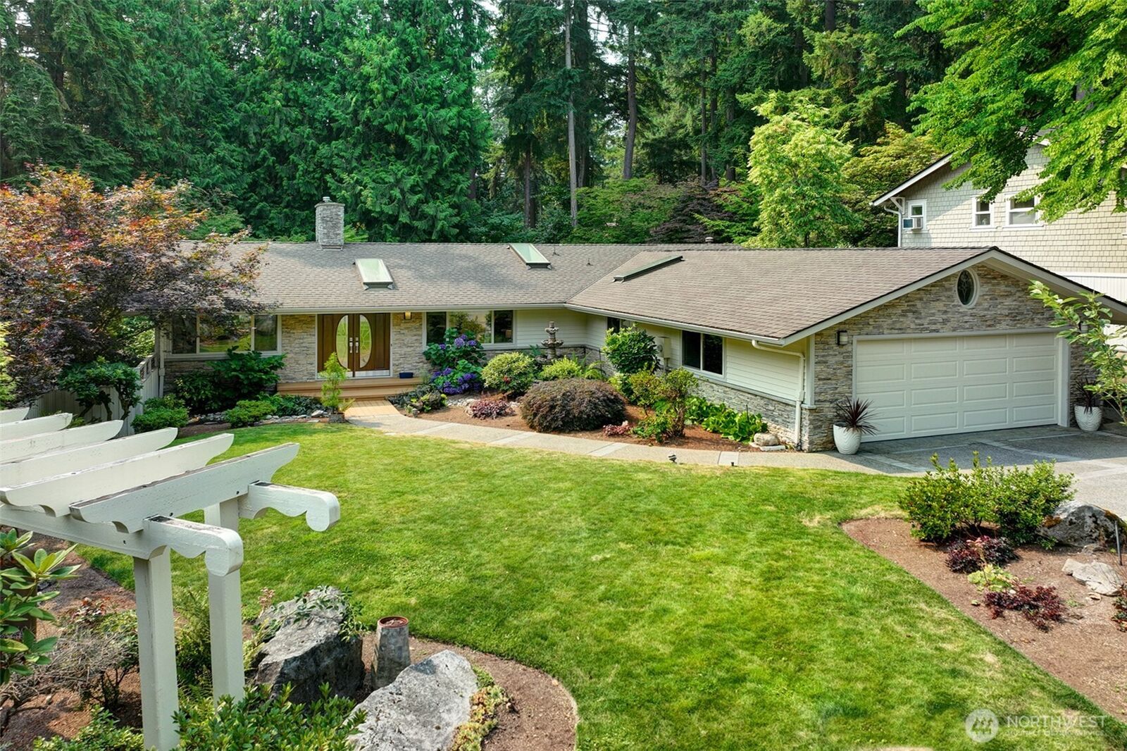 Property Photo: 12909 NE 28th Street WA 98005