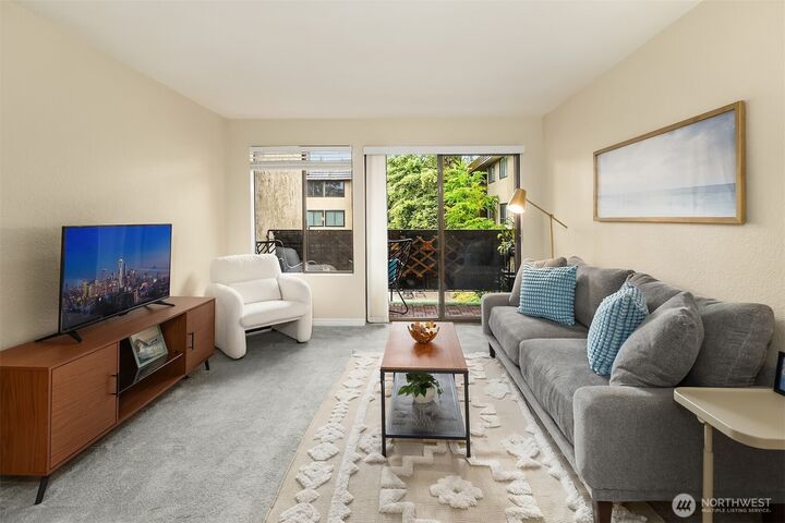 Property Photo:  750 N 143rd Street 208  WA 98133 
