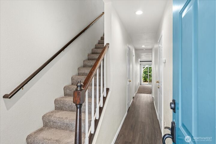 Property Photo: 826 Pike Street NE C8 WA 98002