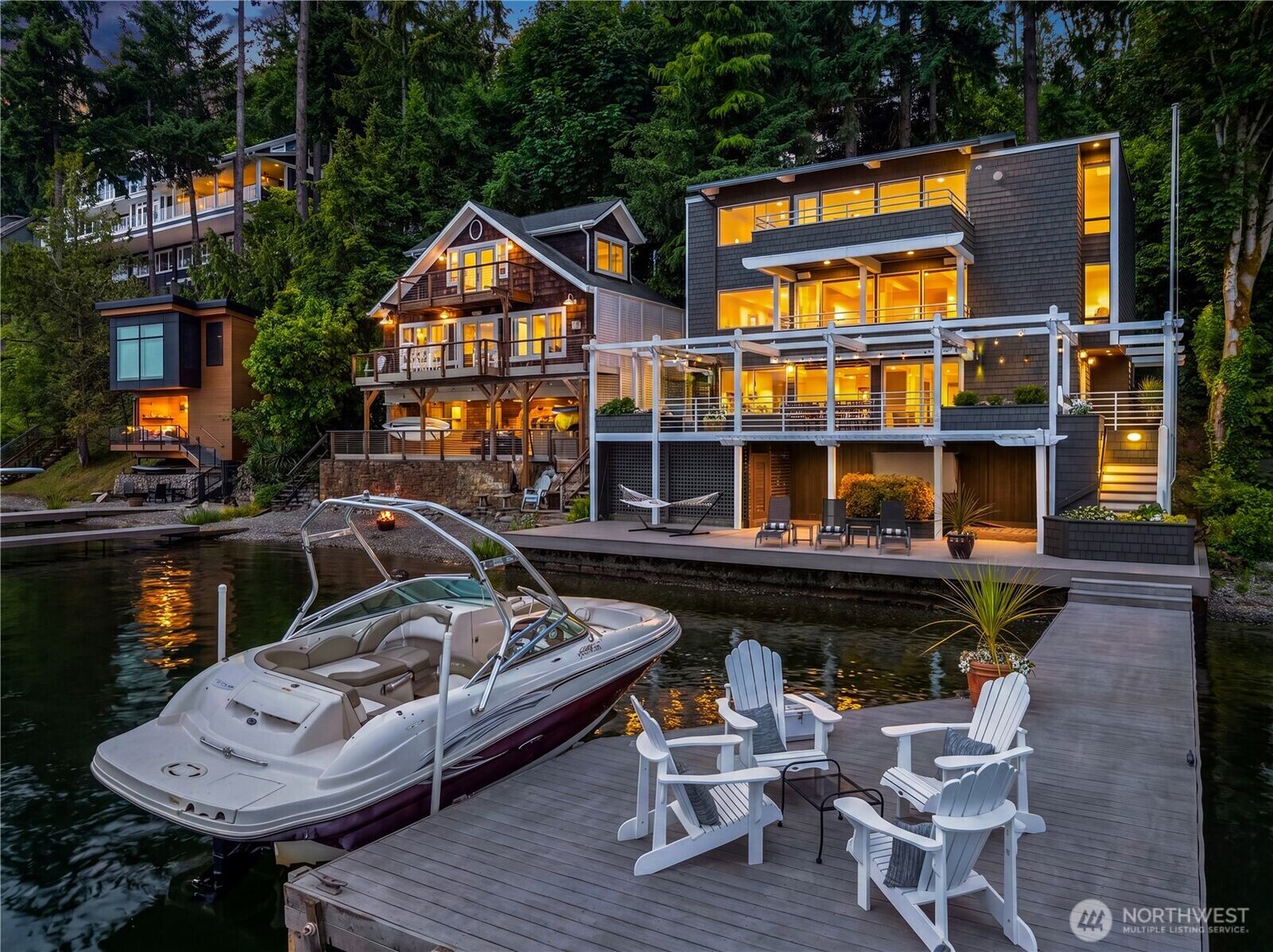 Property Photo: 2240 W Lake Sammamish Pkwy NE WA 98052