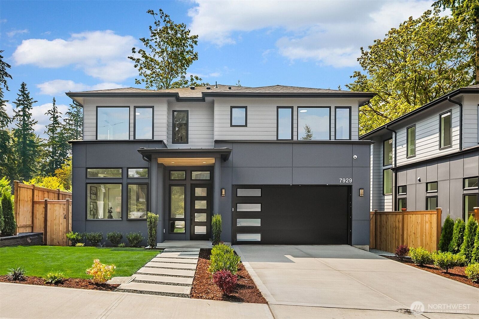 Property Photo: 7925 NE 124th Street WA 98034