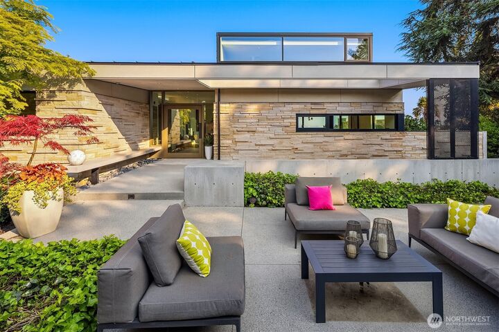 Property Photo: 1575 Magnolia Boulevard W WA 98199