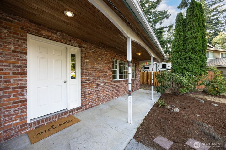 Property Photo: 1311 Sommerset Court WA 98226