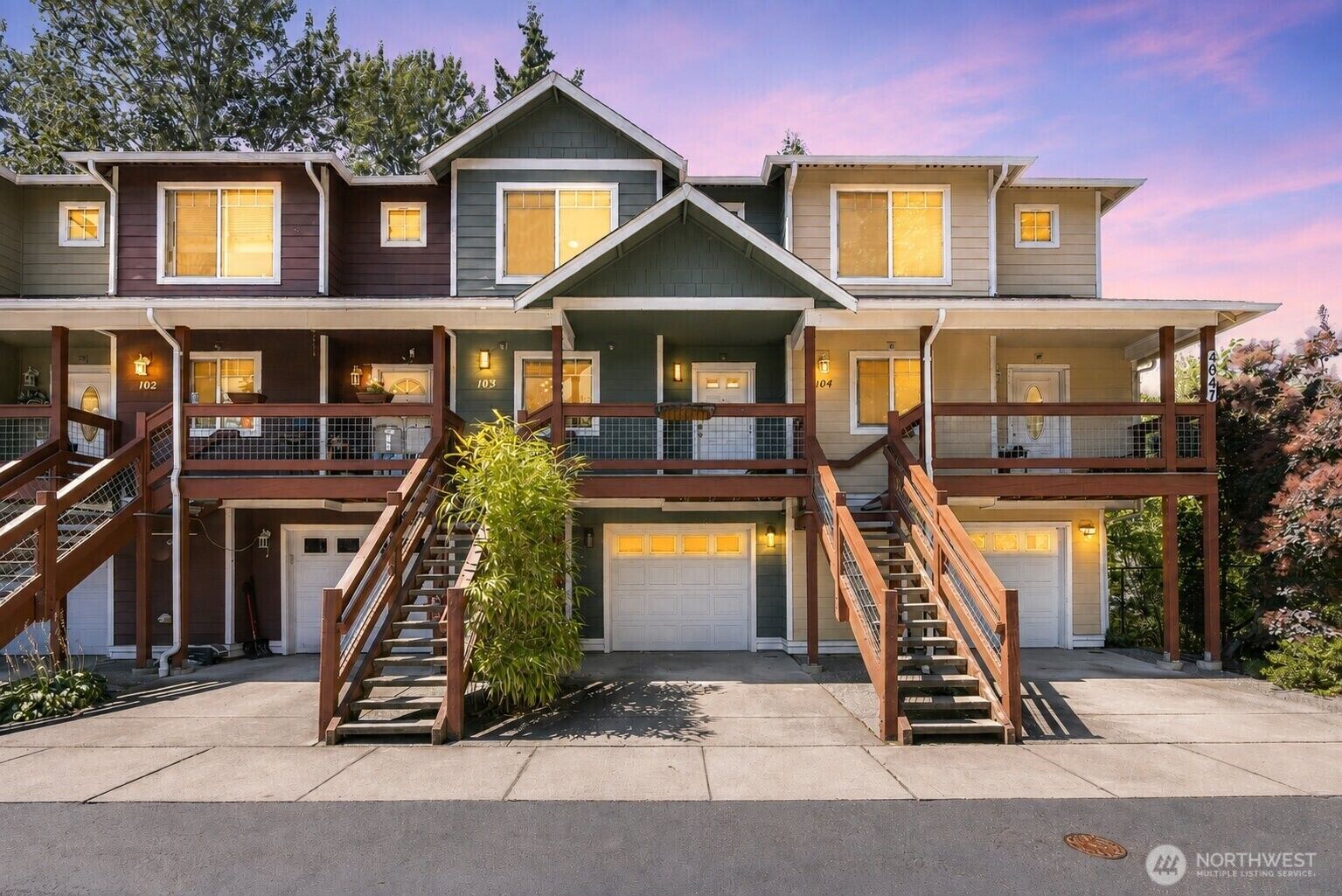 Property Photo:  4047  Eliza Avenue 103  WA 98226 