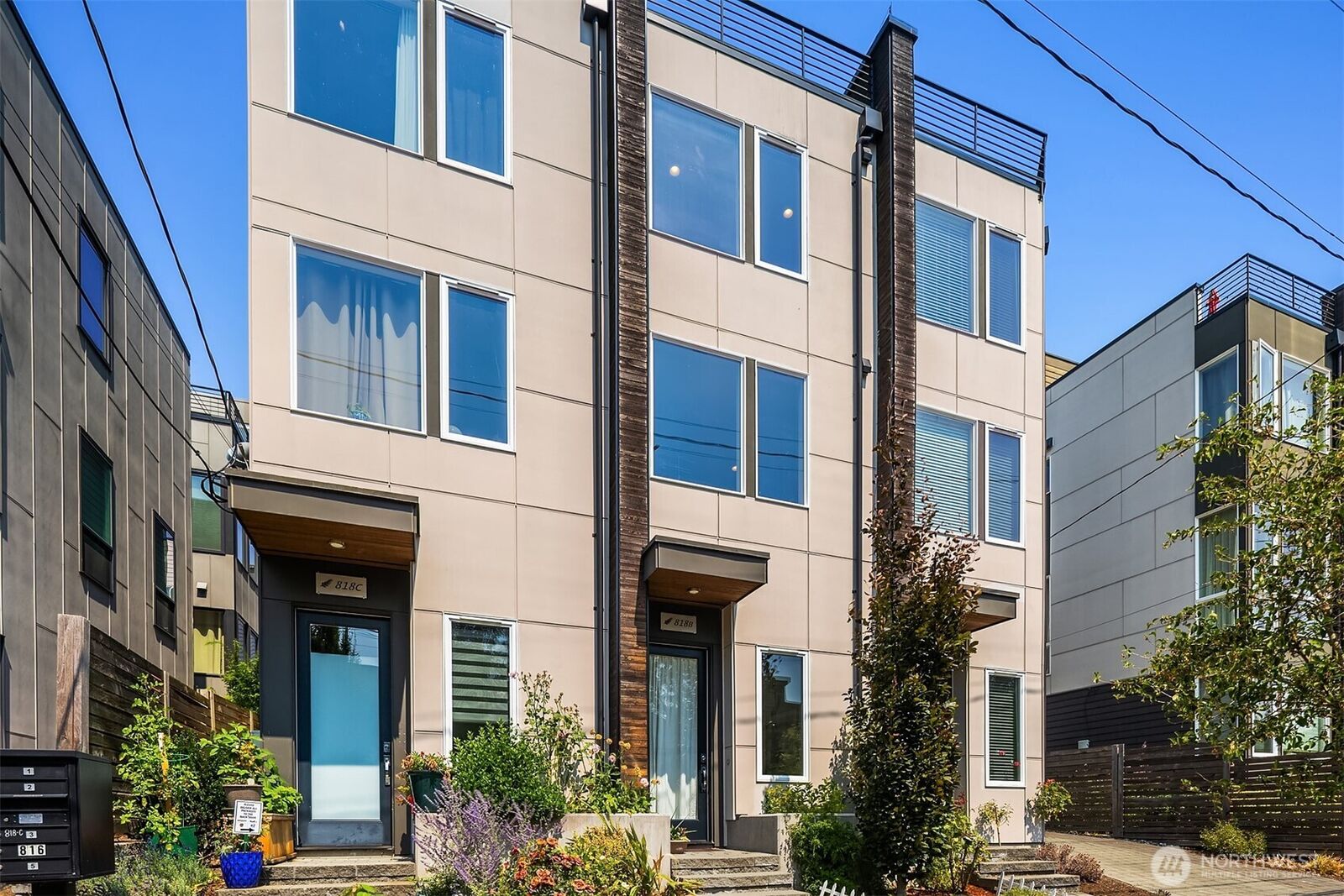 Property Photo: 818 NW 53rd Street B WA 98107
