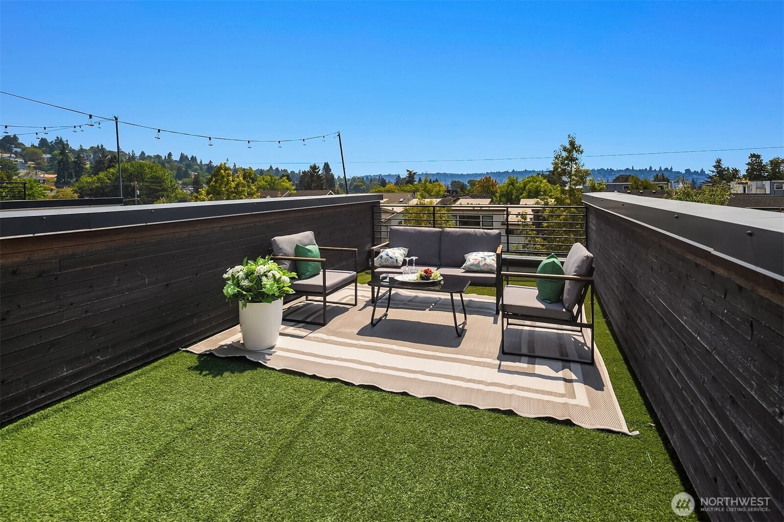 Property Photo:  818 NW 53rd Street B  WA 98107 