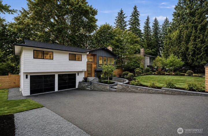 Property Photo: 10703 126th Avenue NE WA 98033