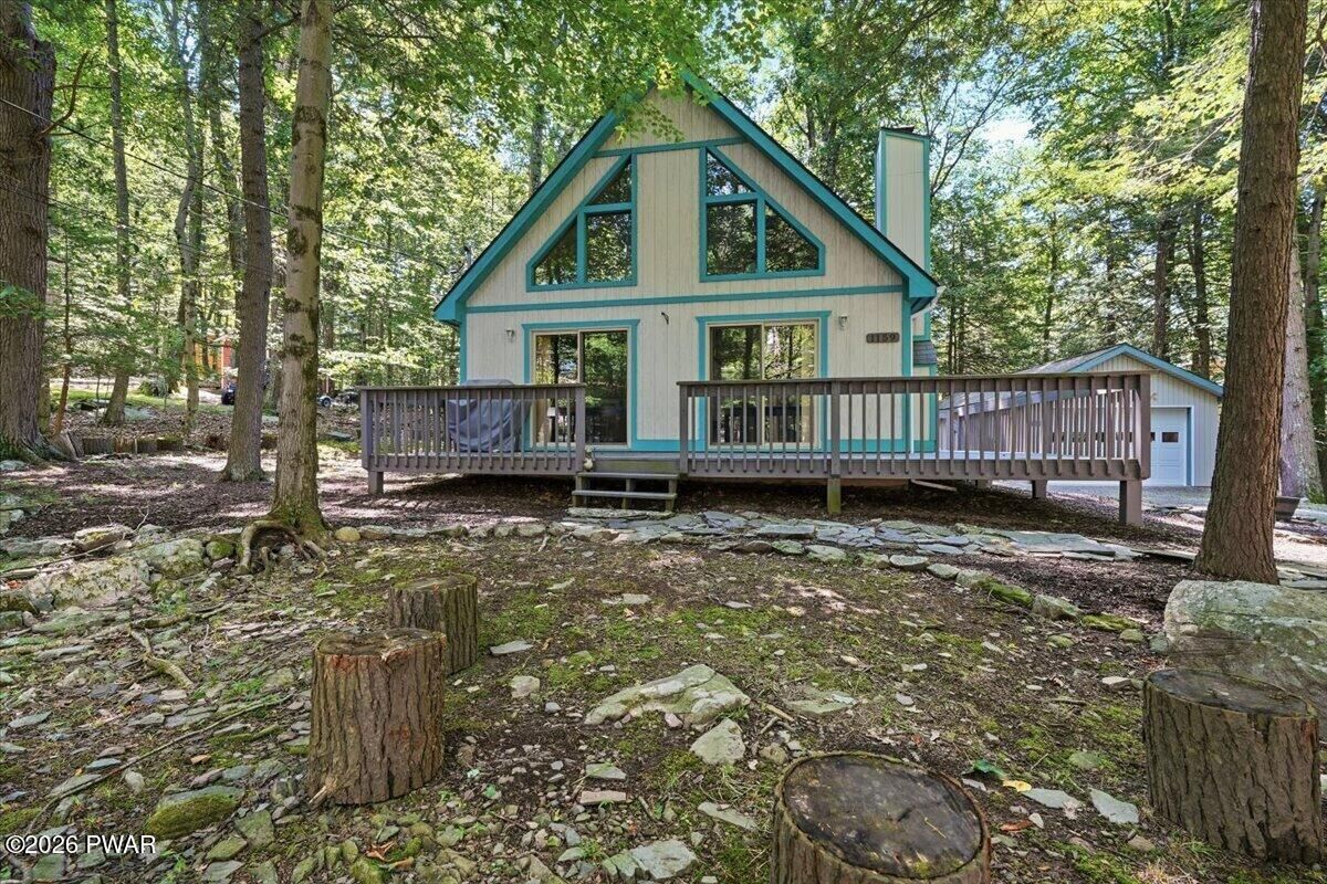 Property Photo:  1159 Wallenpaupack Drive  PA 18436 