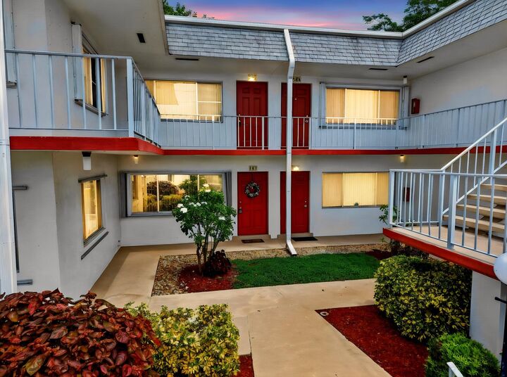 Property Photo:  3120 Cynthia Lane 107  FL 33461 