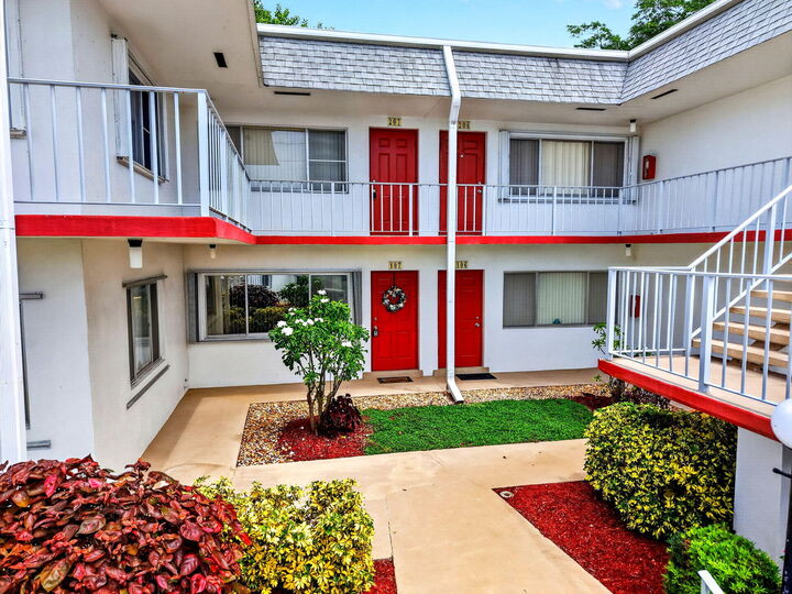 Property Photo: 3120 Cynthia Lane 107 FL 33461