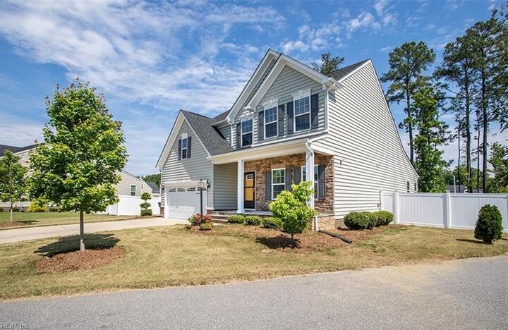 Property Photo: 209 Starling Cir VA 23606