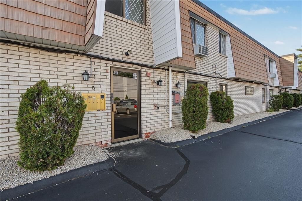 Property Photo:  132 Hoffman Avenue 207  RI 02920 