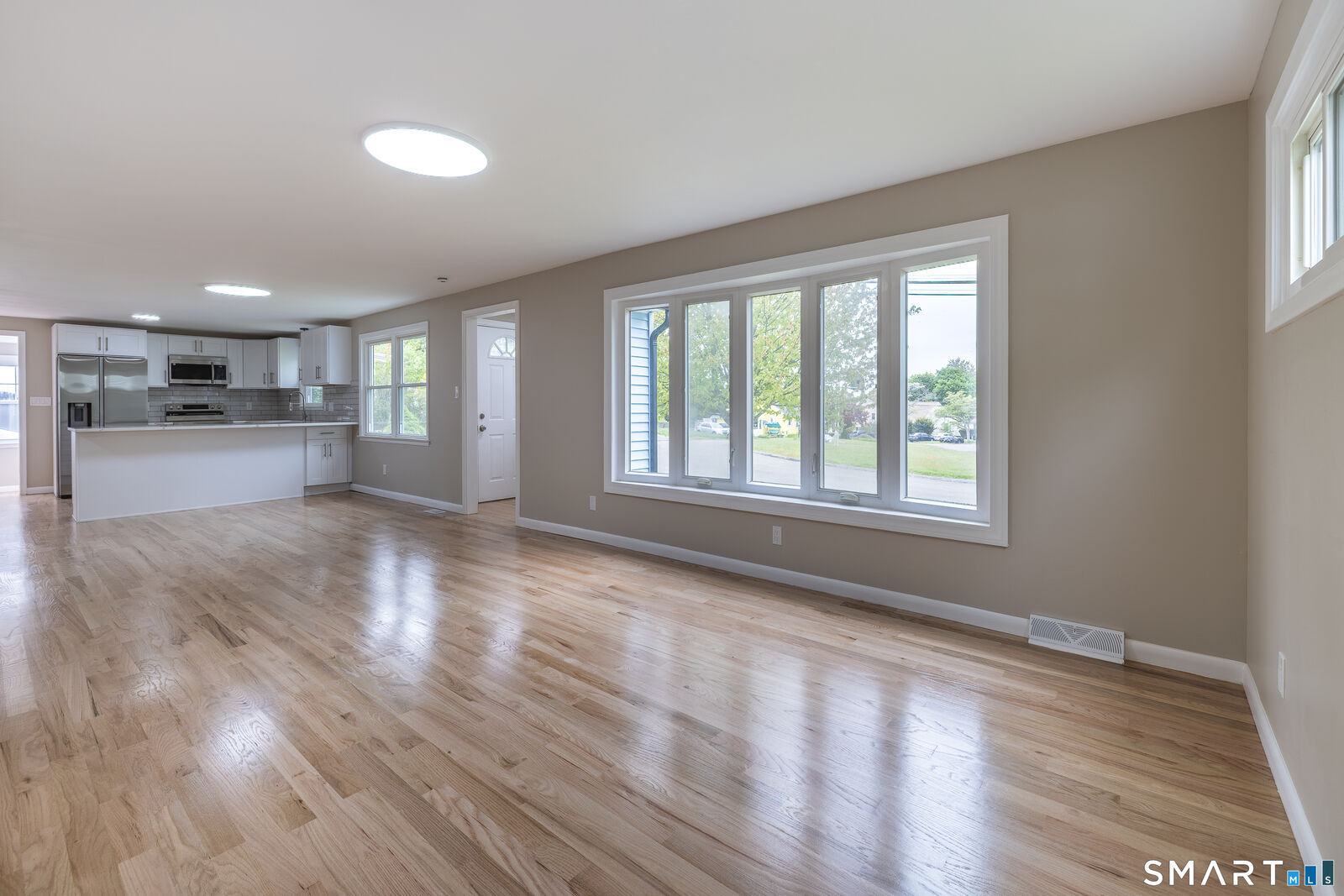 Property Photo:  14 Catherine Court  CT 06460 