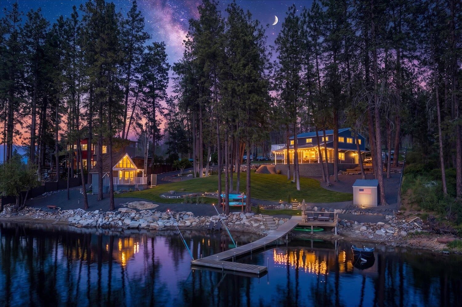 Property Photo: 9510 S Silver Lake Rd WA 99022