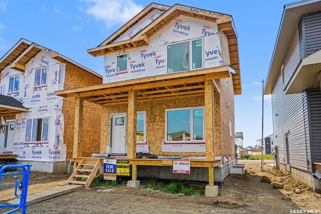 Property Photo:  410 Stehwien Street  SK S7W 1M9 